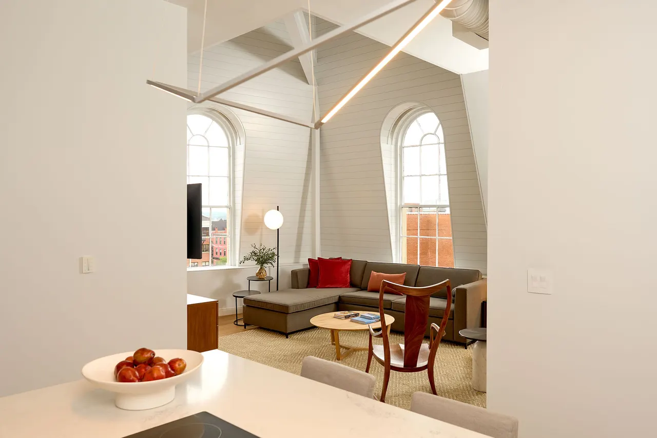 Two Bedroom Loft with Washer and Dryer – The Docents Collection Portland