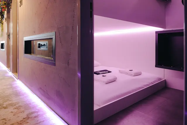 2 Cubes together | Away from bathroom – THIS HO(S)TEL