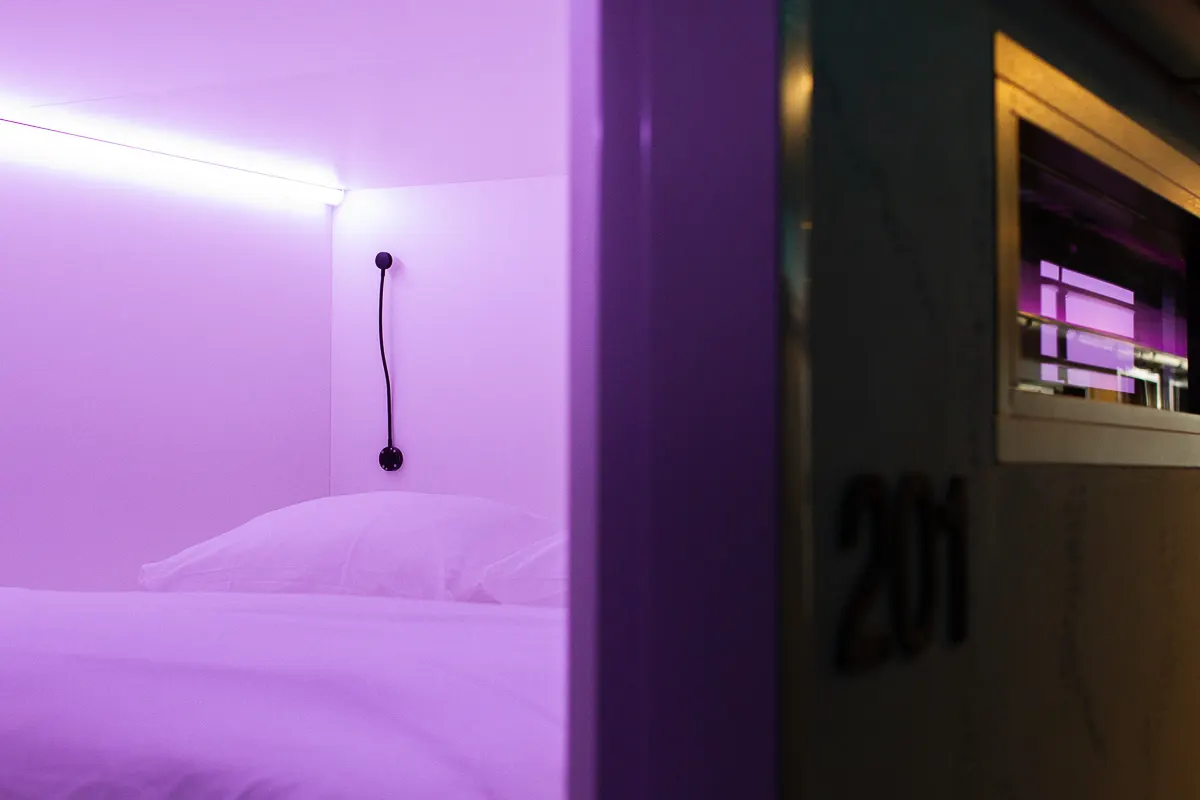 Cube | Quiet and top bed – THIS HO(S)TEL Amsterdam