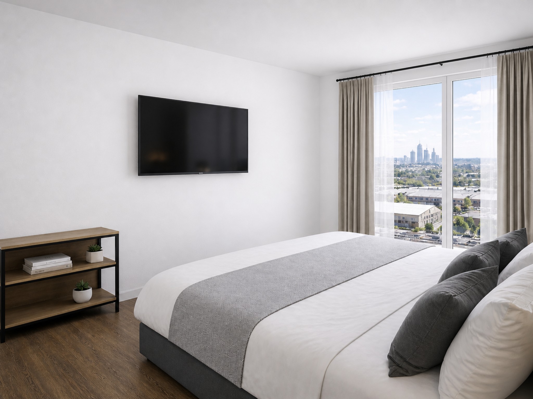 Skyline Double Room — Tower Hotel Frankfurt, Frankfurt (2/4)