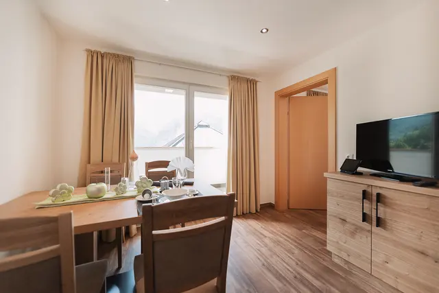 1 Bedroom Apartment M | First floor — accommodation at Wellness Aparthotel Panorama Alpin und Pitztal Living, Jerzens im Pitztal — photo 2 of 7