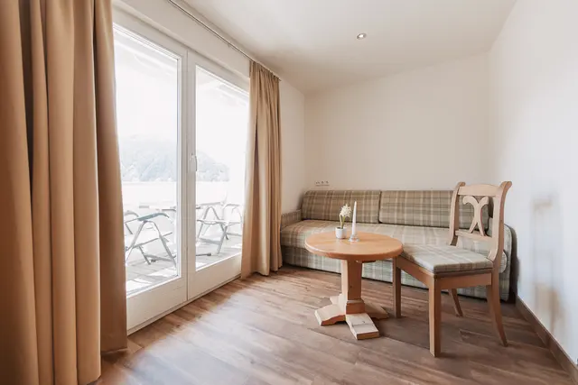 1 Bedroom Apartment M | First floor — accommodation at Wellness Aparthotel Panorama Alpin und Pitztal Living, Jerzens im Pitztal — photo 3 of 7