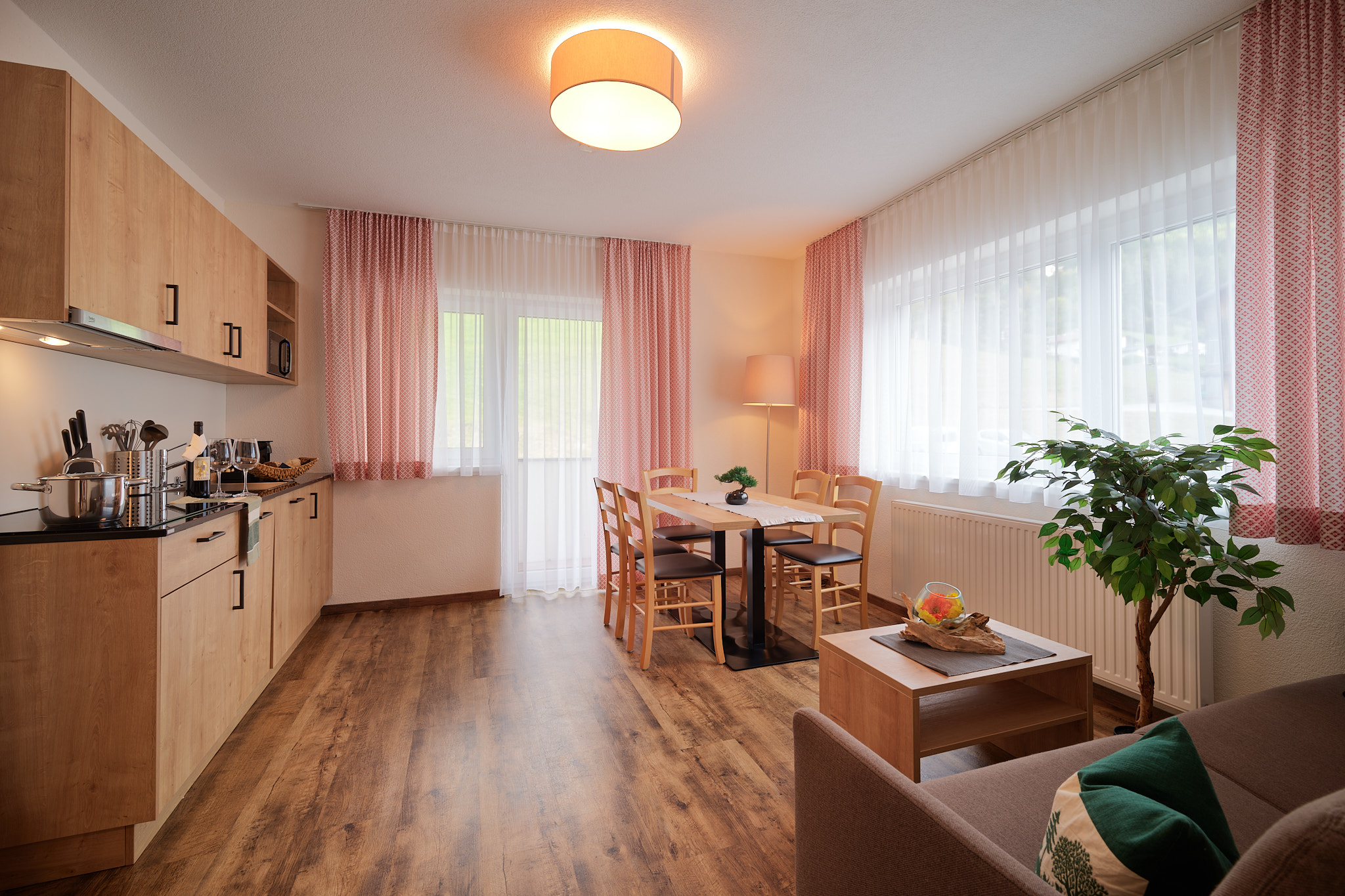 2 Bedoom Apartment L | In room Wellness | PL — accommodation at Wellness Aparthotel Panorama Alpin und Pitztal Living, Jerzens im Pitztal — photo 4 of 6