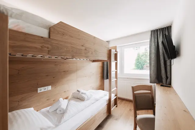 2 Bedroom Apartment L | First floor — accommodation at Wellness Aparthotel Panorama Alpin und Pitztal Living, Jerzens im Pitztal — photo 6 of 7