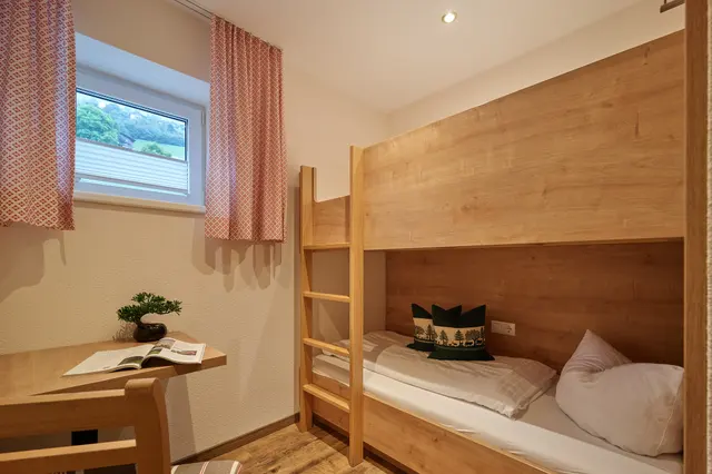 2 Bedroom Apartment L | Infrared shower | PL — accommodation at Wellness Aparthotel Panorama Alpin und Pitztal Living, Jerzens im Pitztal — photo 2 of 5