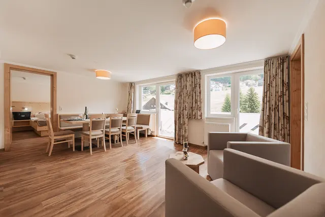 2 Bedroom Apartment L | Large balcony — accommodation at Wellness Aparthotel Panorama Alpin und Pitztal Living, Jerzens im Pitztal — photo 6 of 8