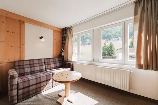 2 Bedroom Apartment XL | Mountain view — accommodation at Wellness Aparthotel Panorama Alpin und Pitztal Living, Jerzens im Pitztal — photo 4 of 7