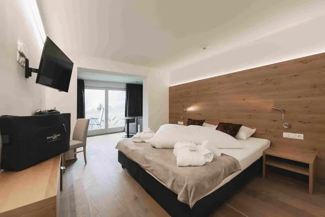 2 Bedroom Apartment XXL — accommodation at Wellness Aparthotel Panorama Alpin und Pitztal Living, Jerzens im Pitztal — photo 10 of 12