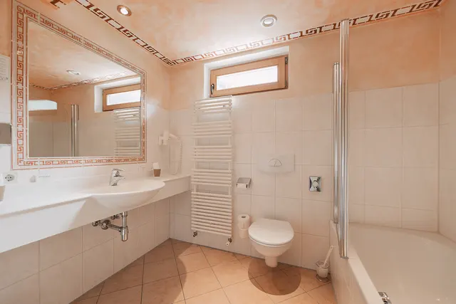 2 Bedroom | Wellness Apartment XXL — accommodation at Wellness Aparthotel Panorama Alpin und Pitztal Living, Jerzens im Pitztal — photo 4 of 6